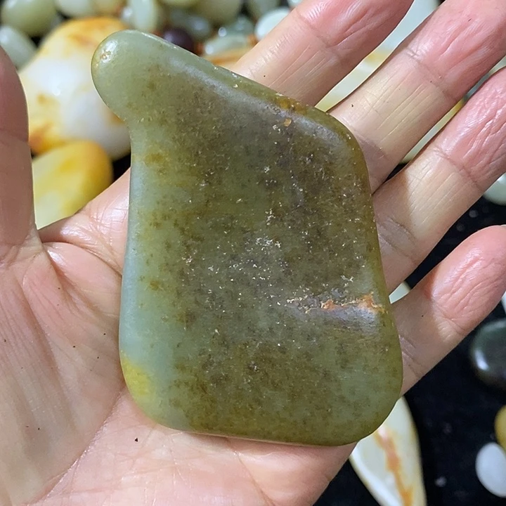 和田玉（糖玉）未镶嵌挂件