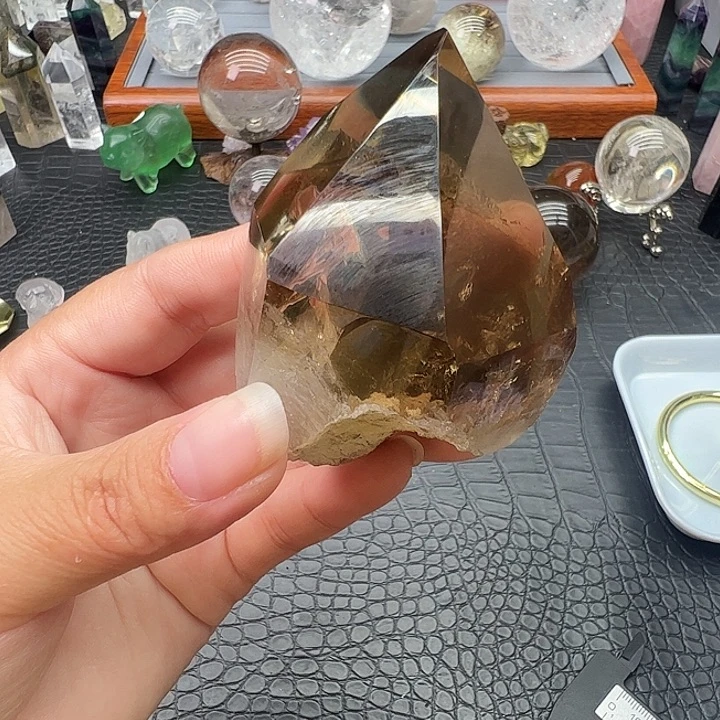 瞎***盖未镶嵌珠宝半成品水晶81