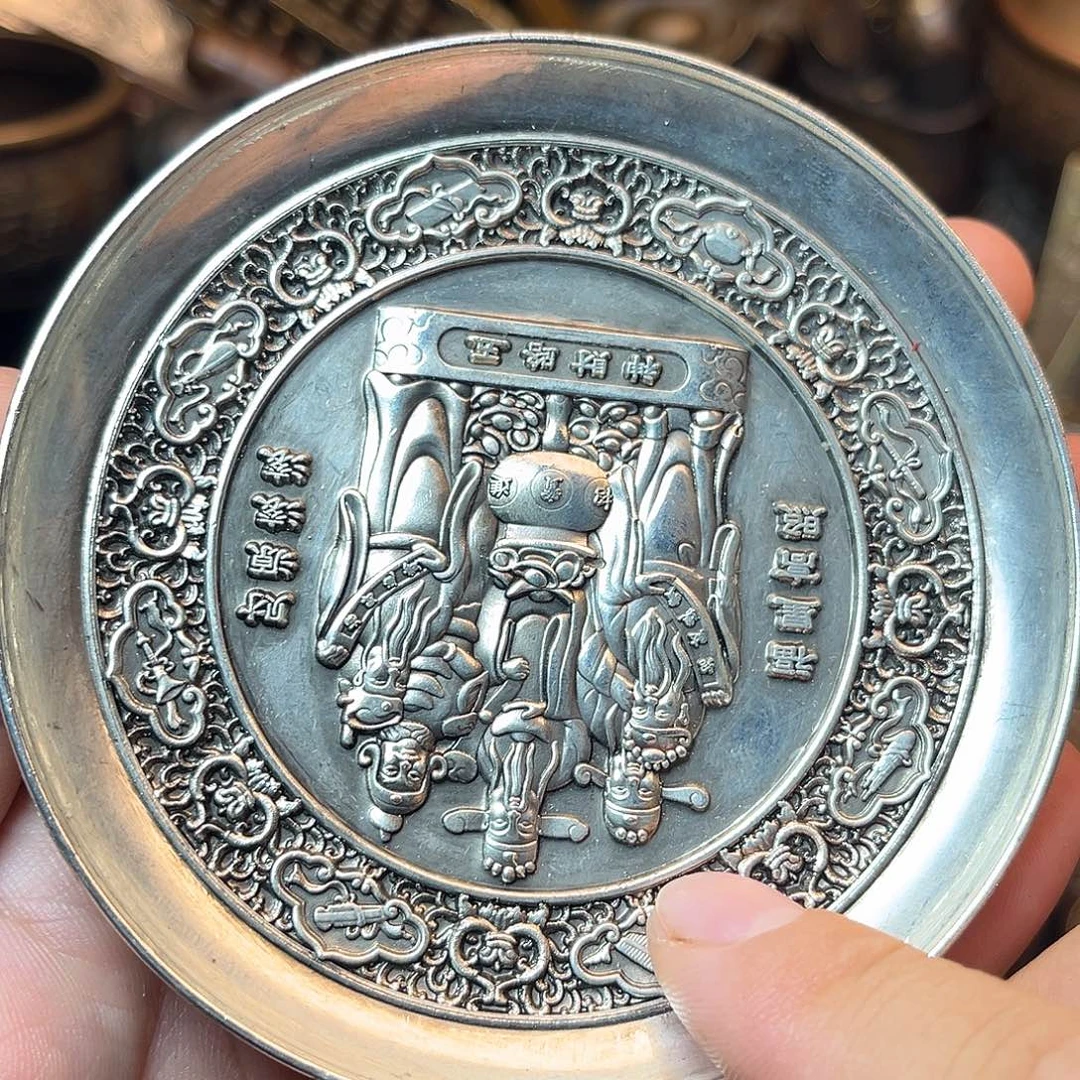 精美铜器工艺品等