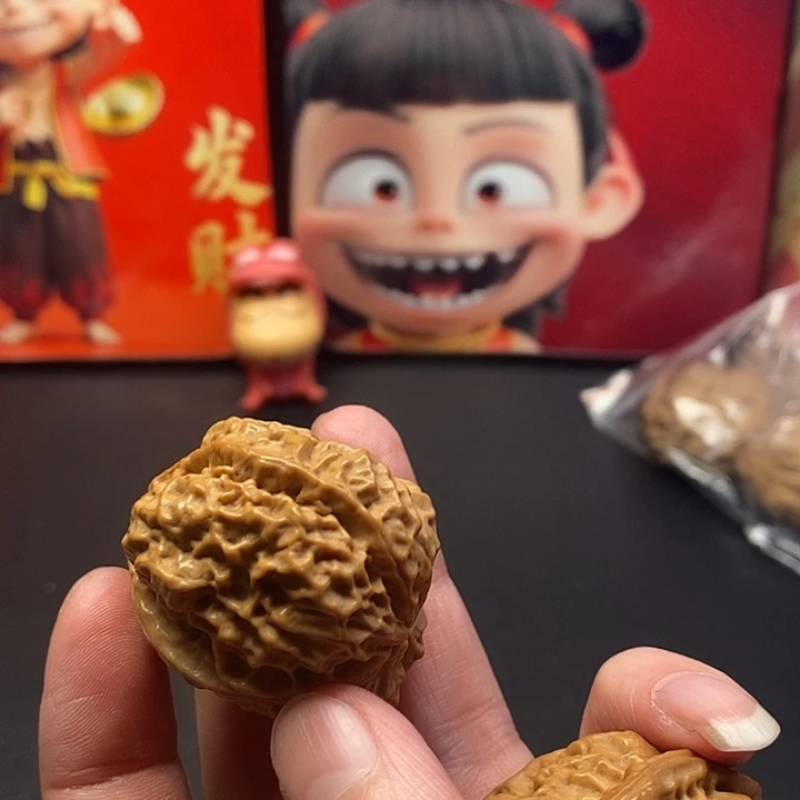 文玩核桃吊坠我在外面吃饭