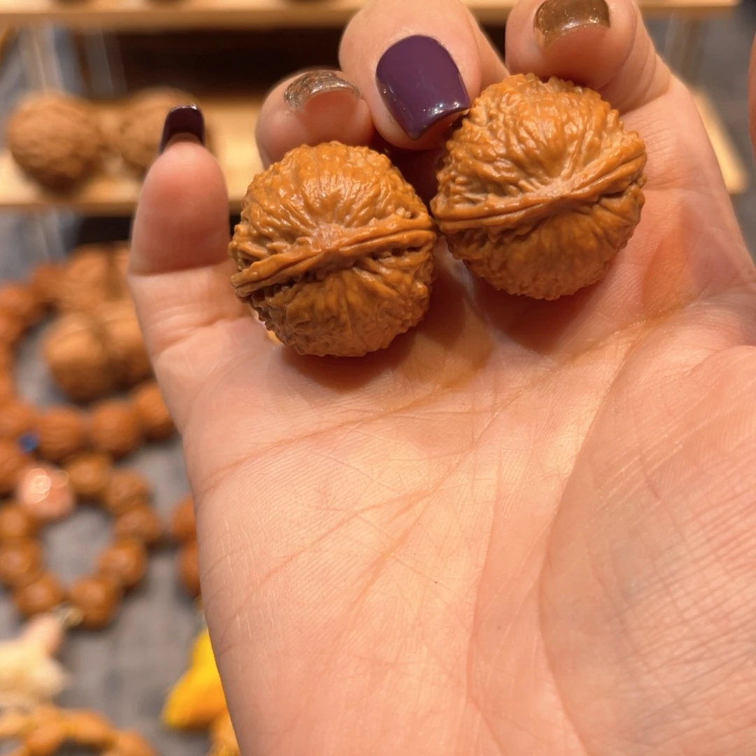 文玩核桃把件元宝墩