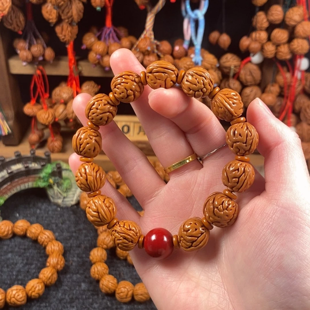 吊坠桃核桃枭手串