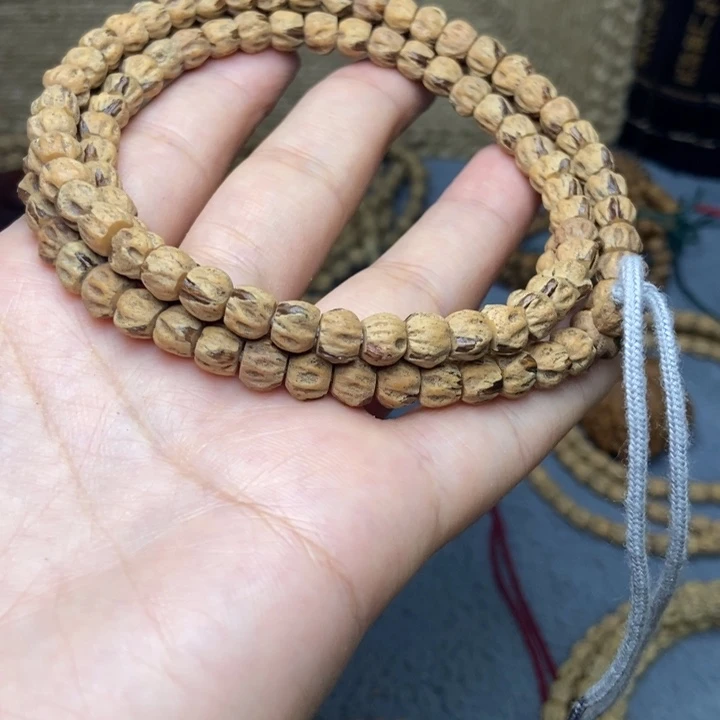 【闪购商品】吊坠柏香籽/百香籽