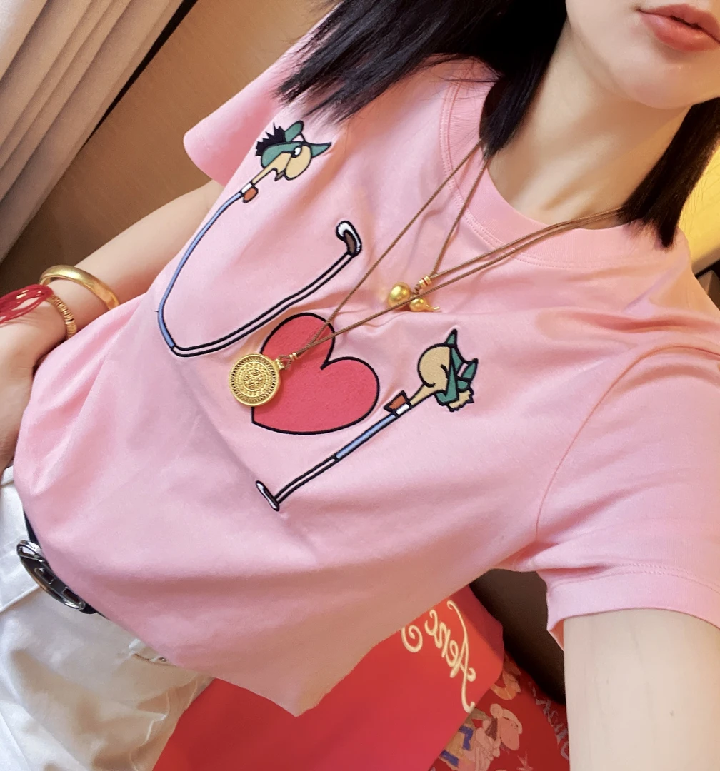 哝NONG-2025年早春新款欧若风趣味小爱心设计圆领T恤上衣0892358