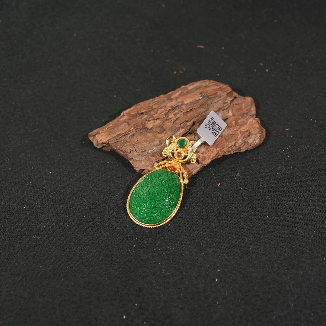 12.14香港王老板-翡翠吊坠1k420