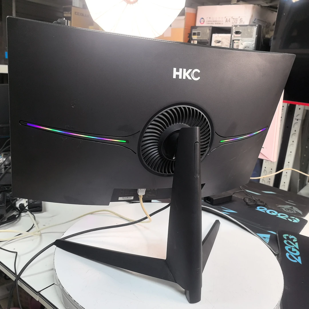 9新  二手32寸HKC1K240HZ高端电竞显示器质保180天