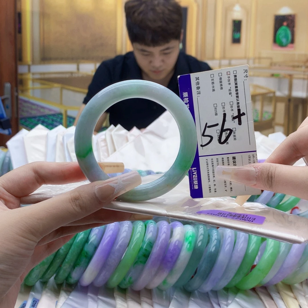 翡翠未镶嵌手镯nn