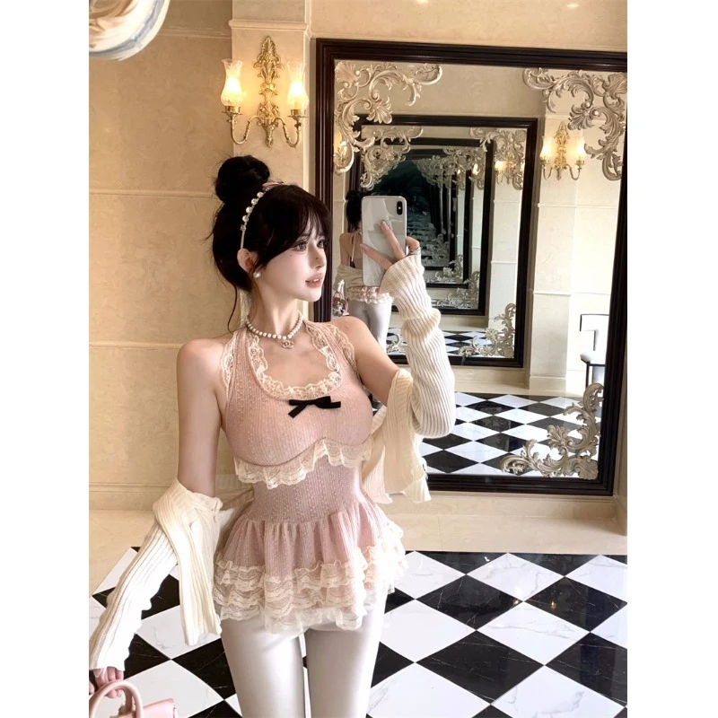 蕾丝拼接美背挂脖背心女夏季修身收腰内搭设计感外穿辣妹粉色上衣