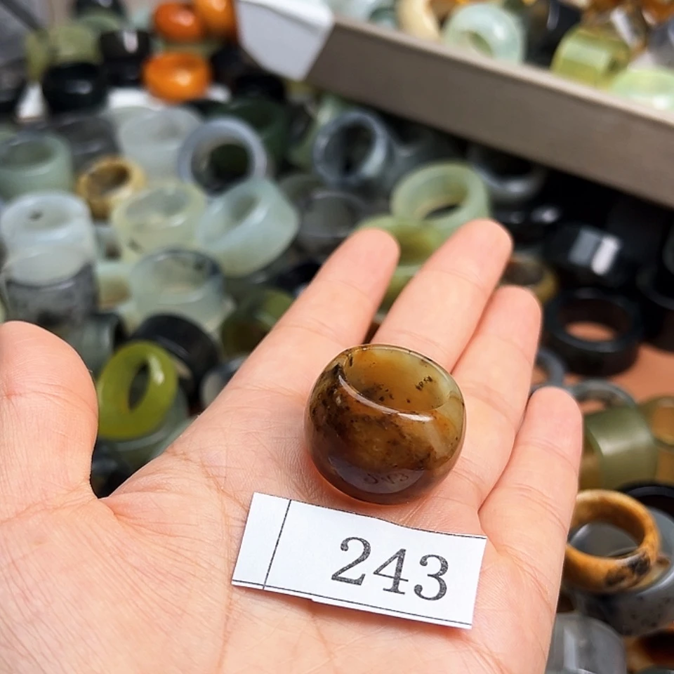 【闪购商品】未镶嵌蛇纹石玉戒指用****5