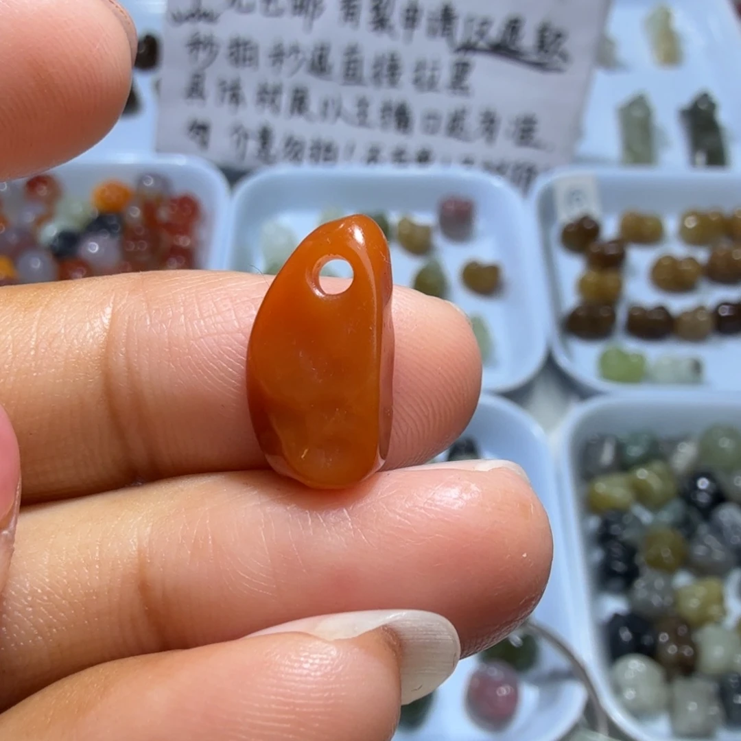 和田玉未镶嵌珠宝奇石