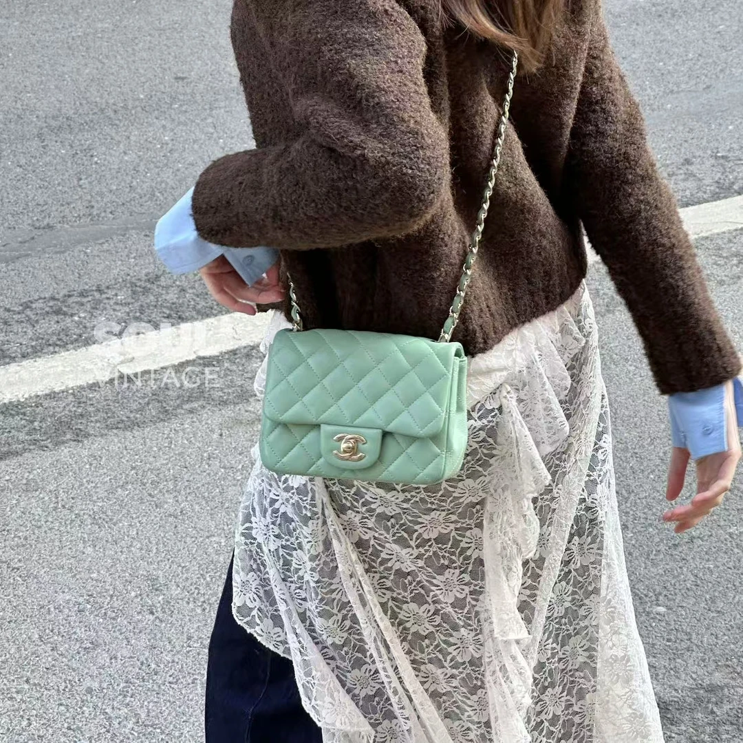 95新 Chanel/香奈儿 fl66薄荷绿 金扣羊皮 经典方胖/629098319