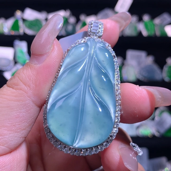 【闪购商品】颈饰银S925镶嵌翡翠天然翡翠