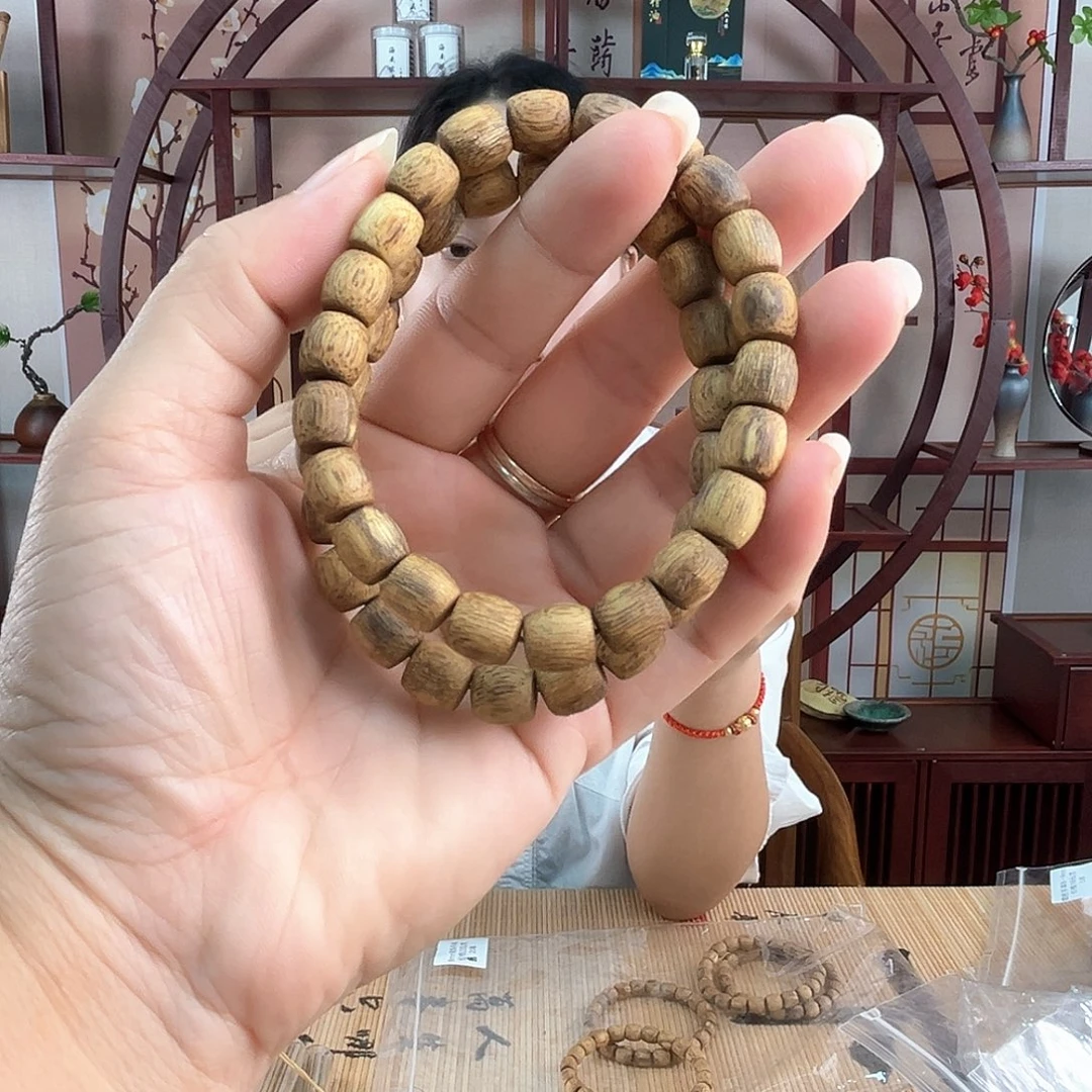 沉香手串棋楠股珠单圈0.8/5克+多样性发一