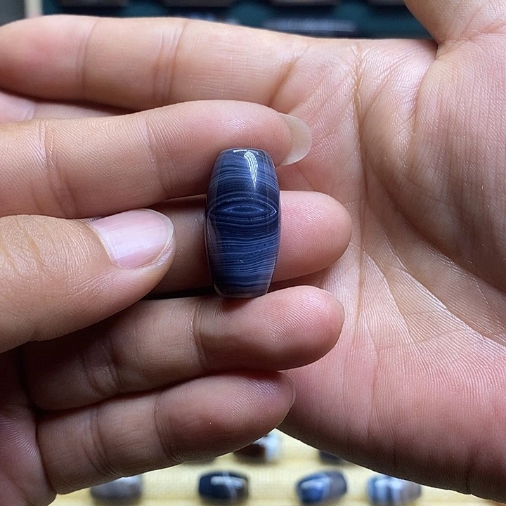老***翁玛瑙/玉髓未镶嵌颈饰