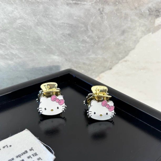 粉蝴蝶结白kt发夹FJ1308（一对）