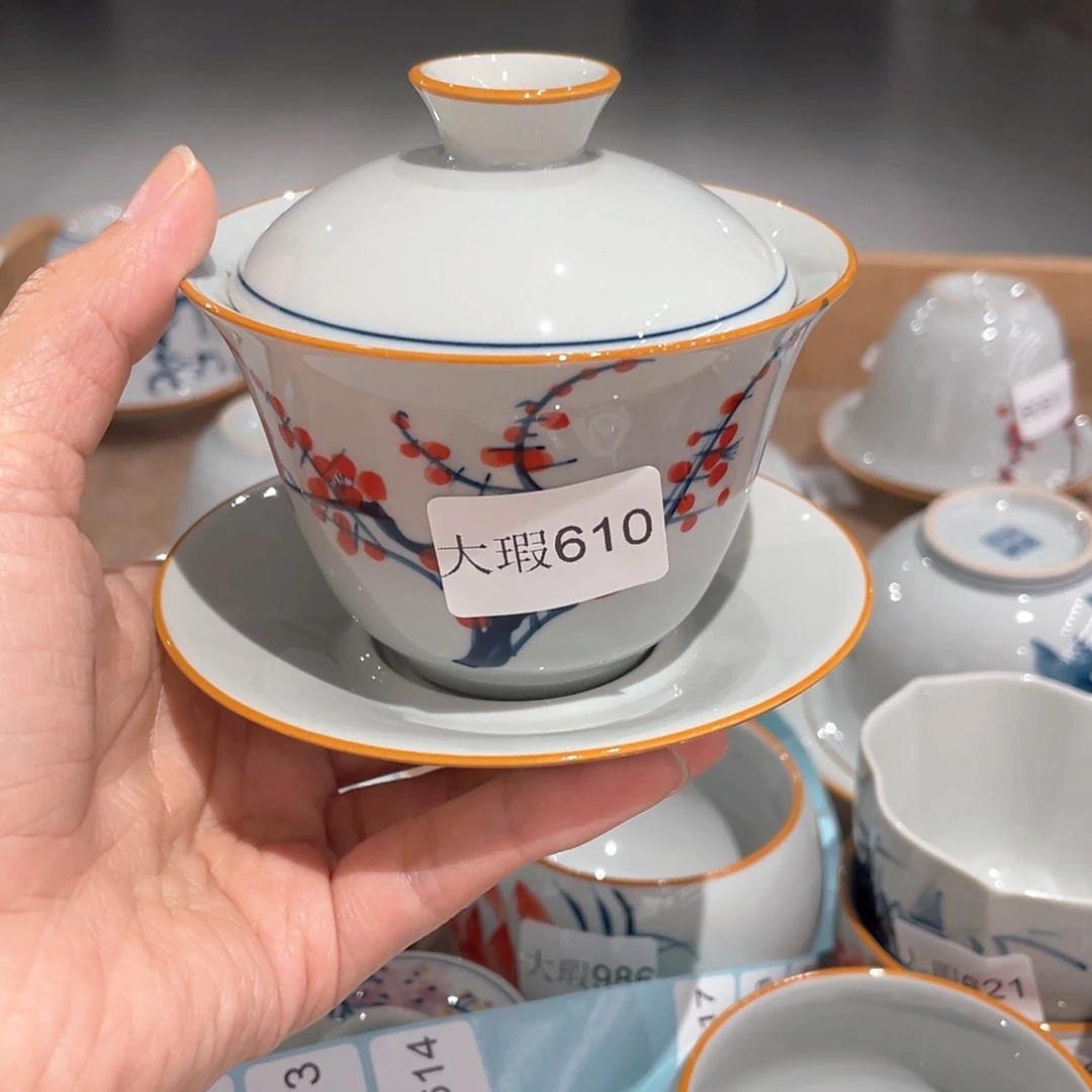 釉下手绘茶具微瑕