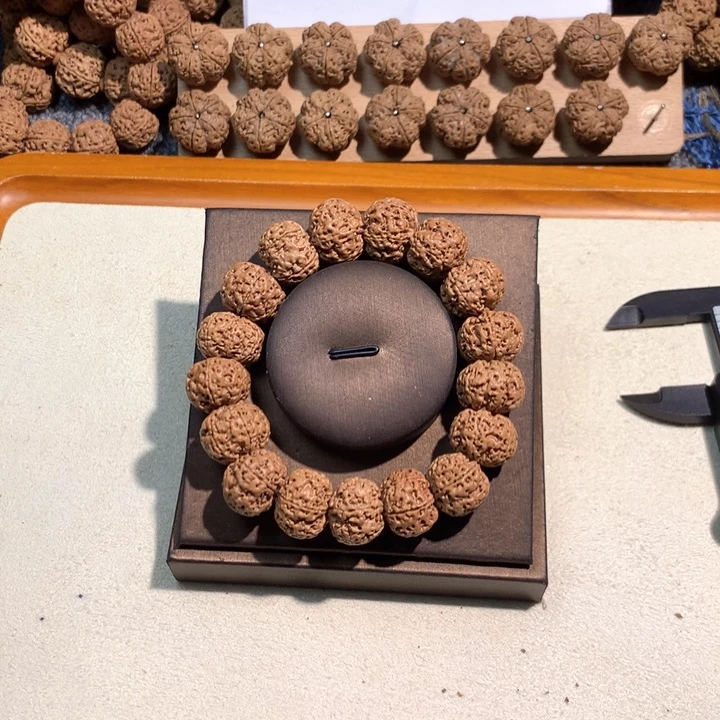 吊坠文玩核桃11号 18六瓣