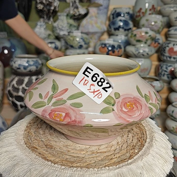 有孔 景德镇纯手工制作 E682  微瑕