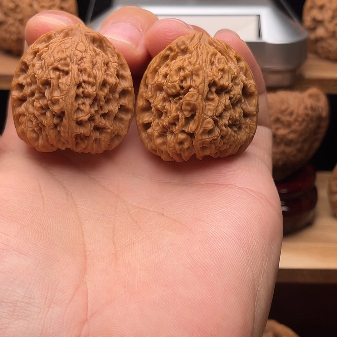 文玩核桃吊坠36全家福