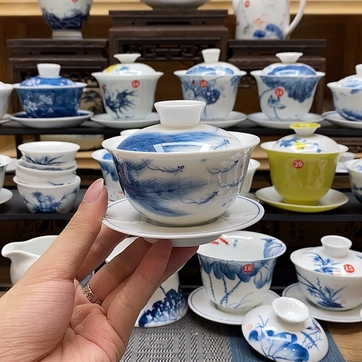 手绘孔雀小鱼130盖碗釉下彩高温瓷微瑕福利款