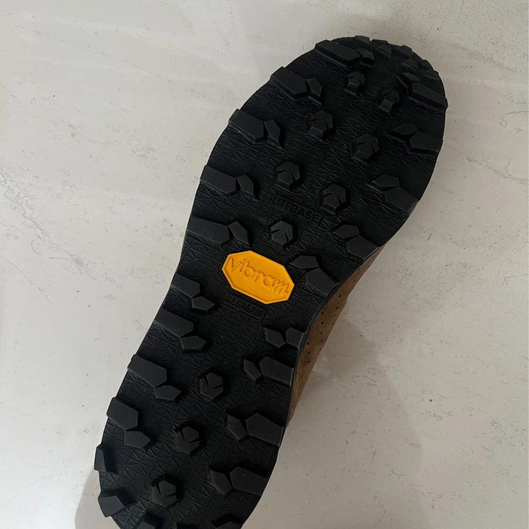 沙漠色低帮户外通勤鞋清仓