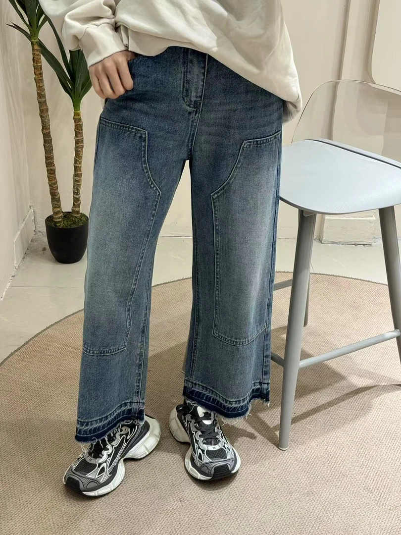 《遇见》2025新款复古双膝拼接牛仔直筒裤