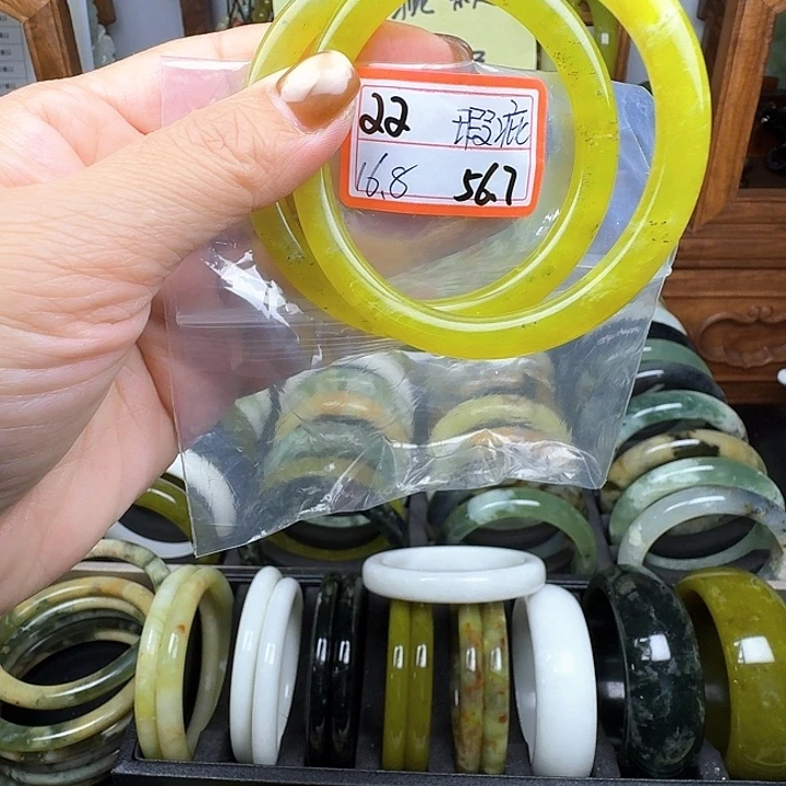 未镶嵌蛇纹石玉手镯