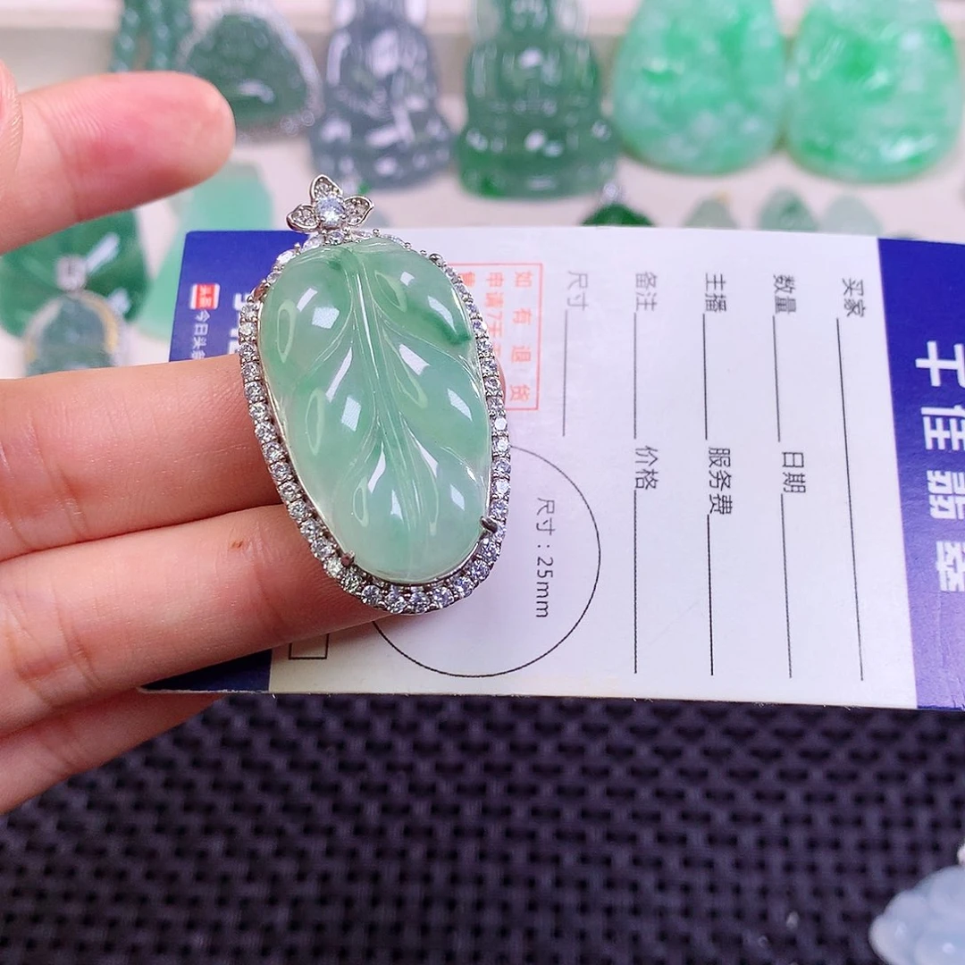 颈饰银S925镶嵌翡翠翡翠