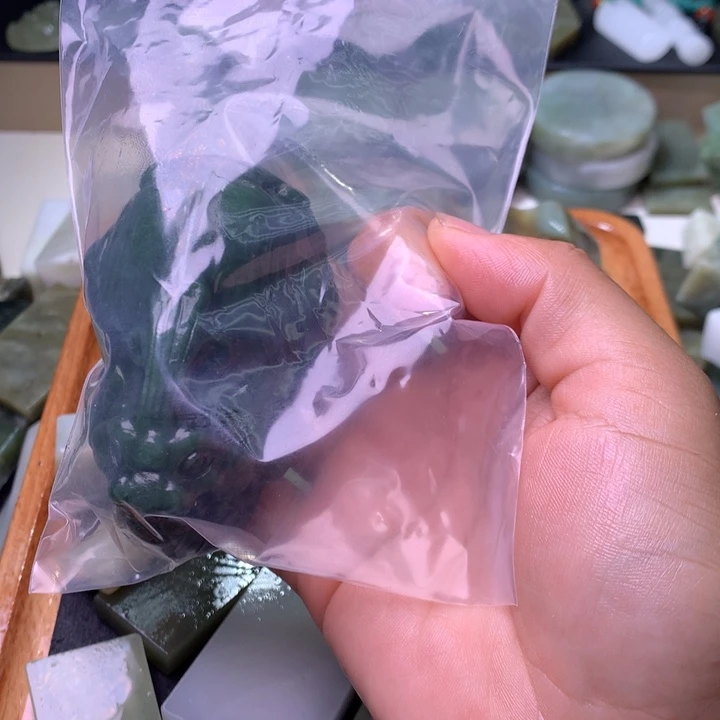 富****未镶嵌和田玉（糖玉）珠宝半成品