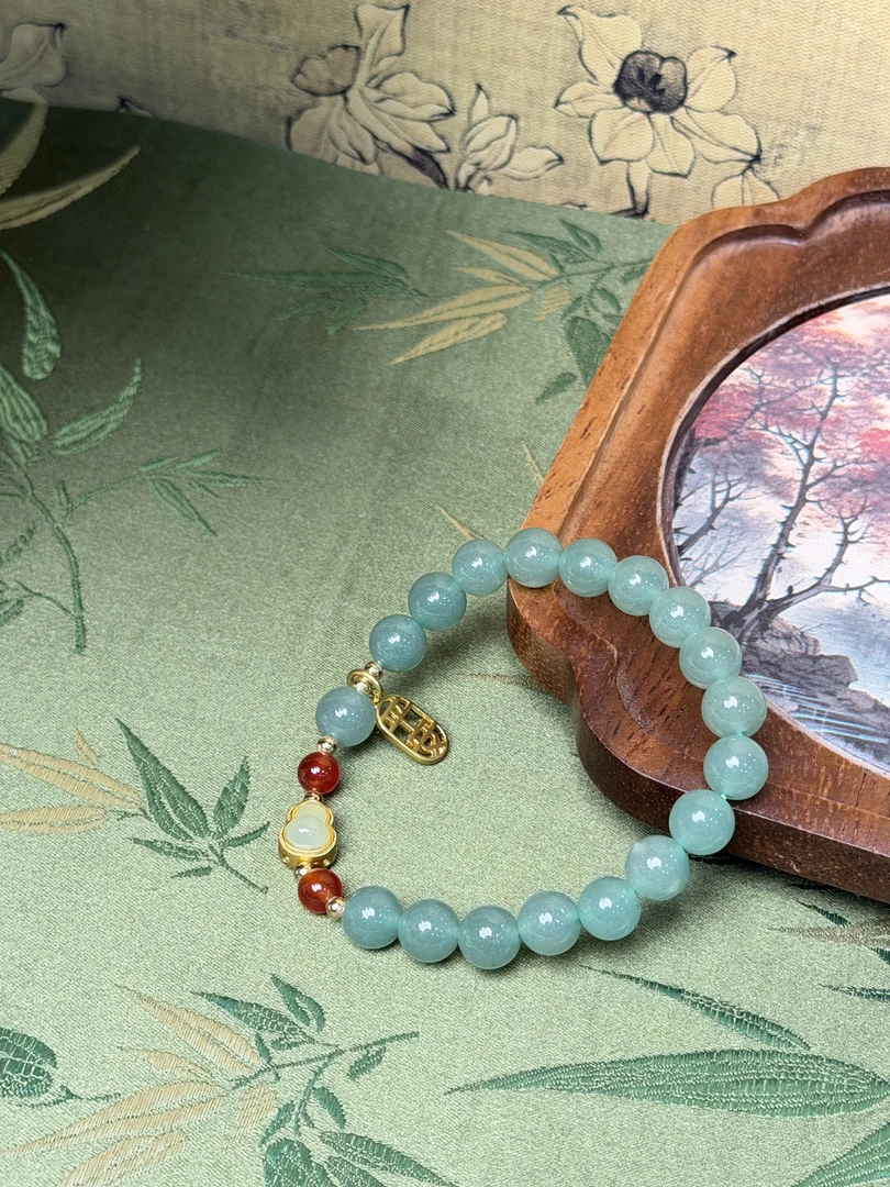 DH1235-东陵玉玉葫芦平安手串8mm(带礼盒)