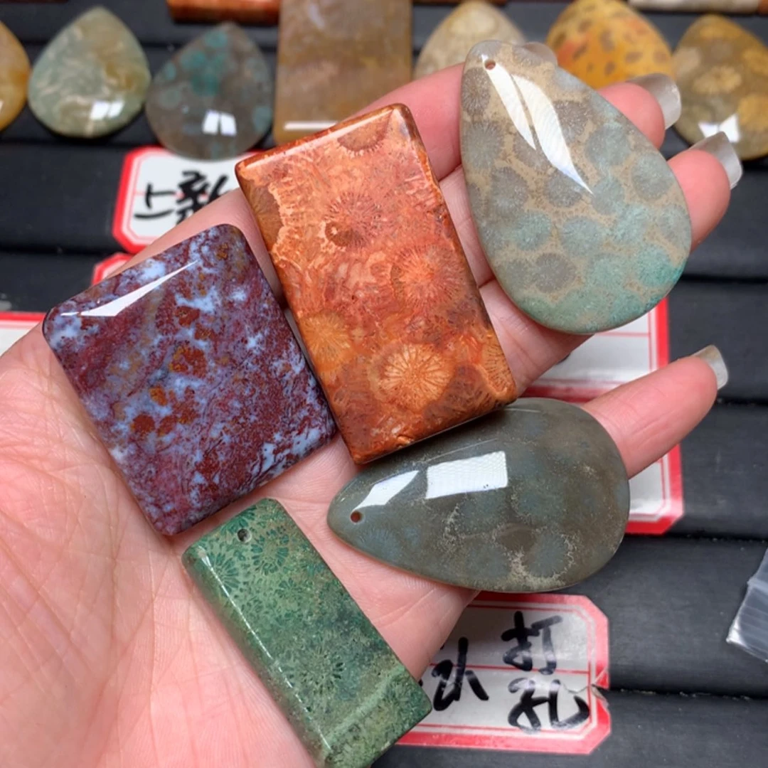 【闪购商品】硅化玉颈饰未镶嵌秋*