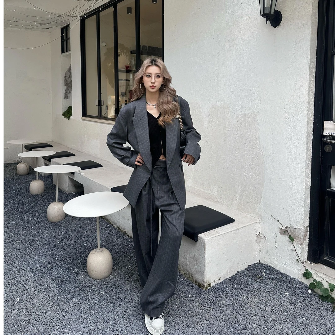 高级感翻领条纹西装外套女2025新款休闲裤西装裤拖地长裤两件套潮