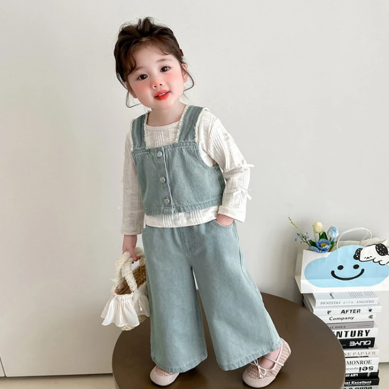 女小童春秋季牛仔套装2025春秋新款洋气女宝马甲打底衫牛仔三件套