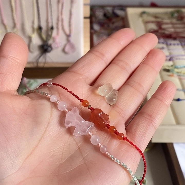 布艺非金属黄水蝴蝶粉水蝴蝶结南红兔子