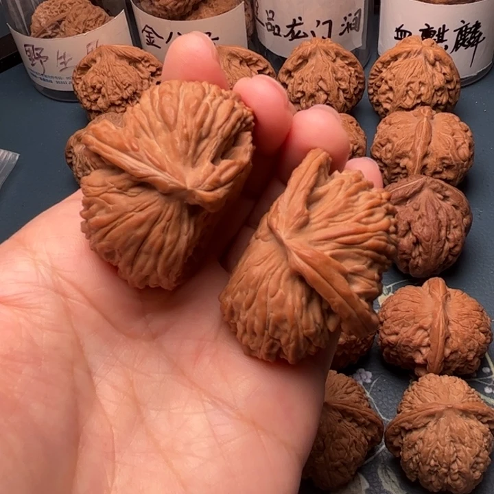 吊坠文玩核桃白狮子半壁江山全品