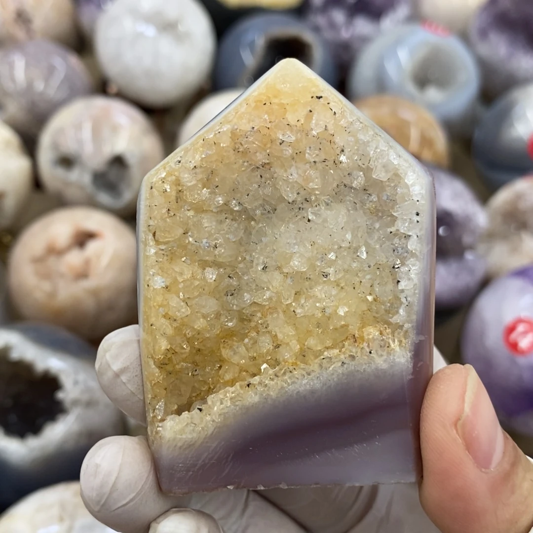 水晶水晶爱心有瑕疵未镶嵌