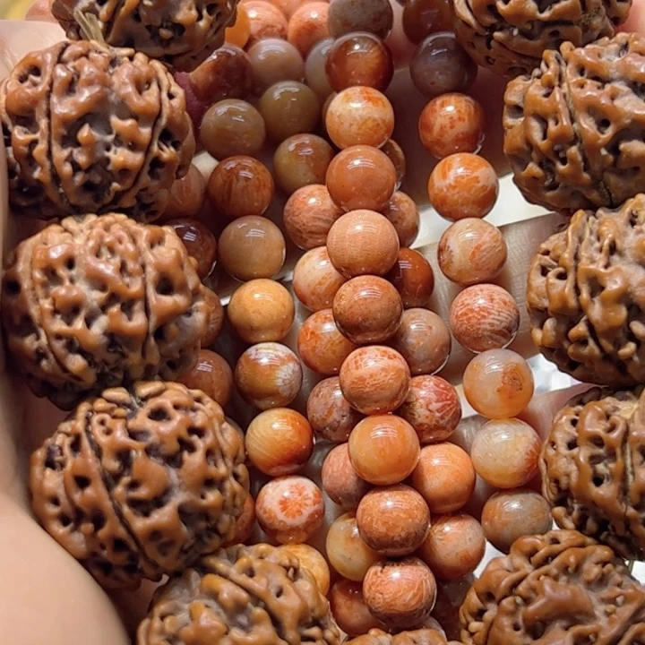 核桃手串/手链0.8/108红色姑娘玉