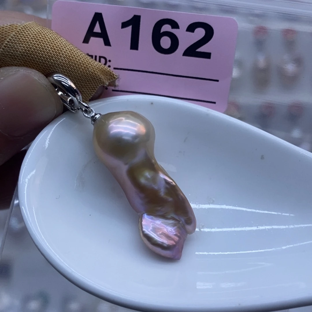 未镶嵌淡水珍珠颈饰