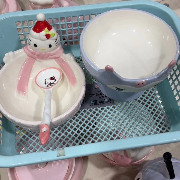 这个点睡起来真的有点困难的啊呜呜