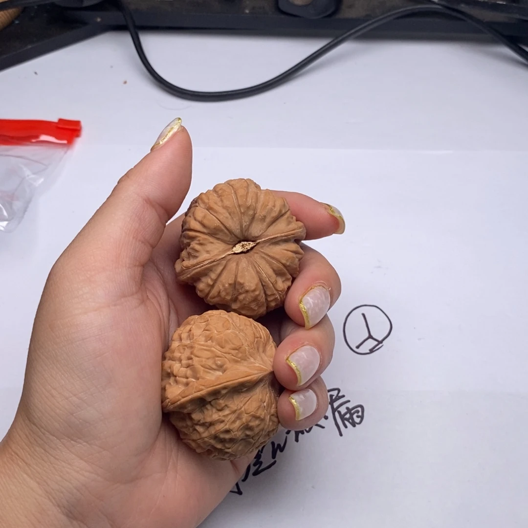盛***世吊坠文玩核桃南瓜墩