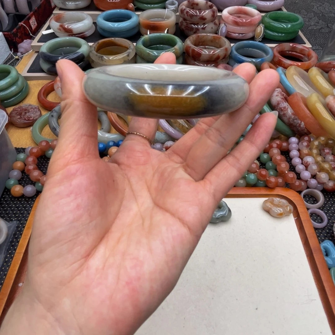 石英质玉未镶嵌圈口56