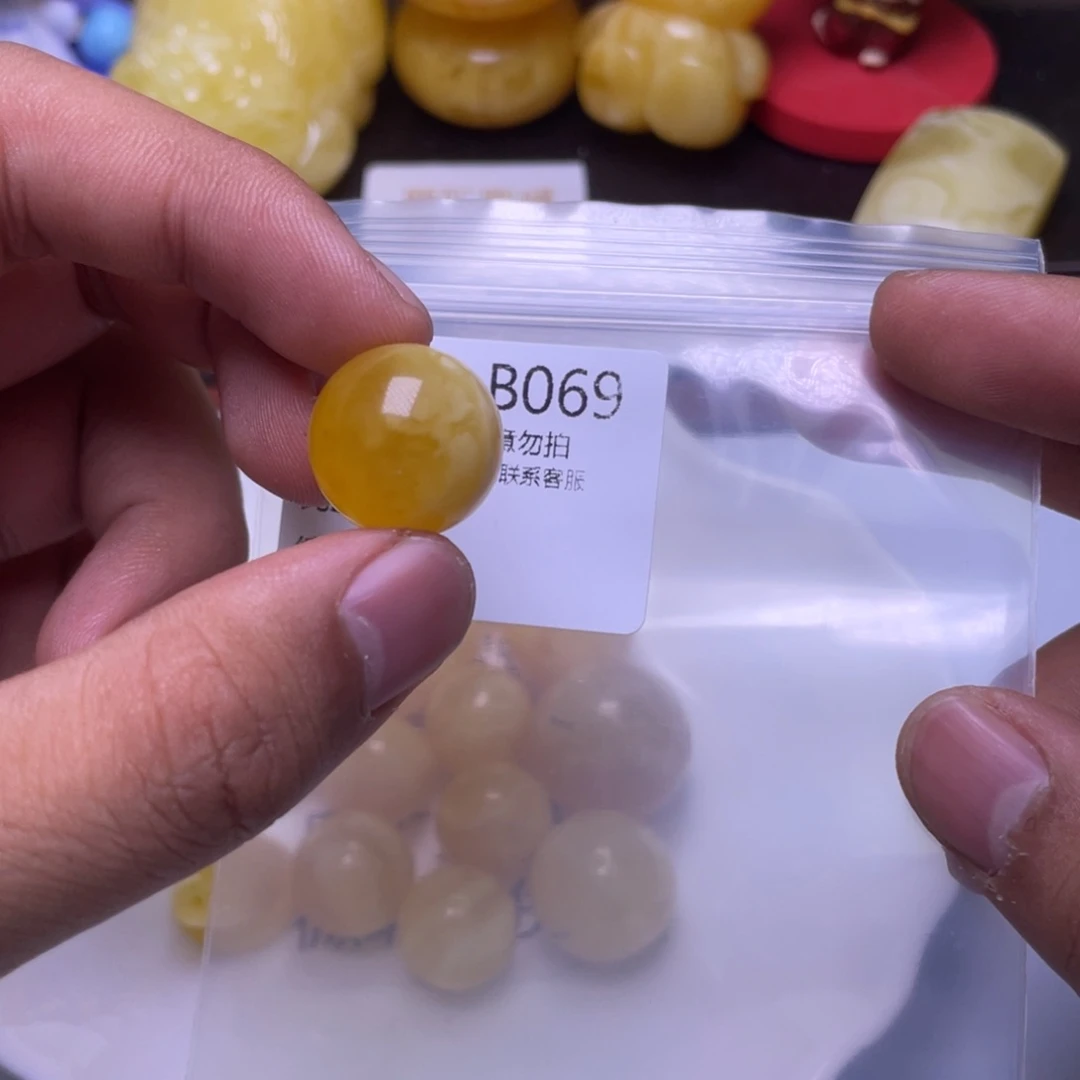 琥珀未镶嵌珠宝奇石