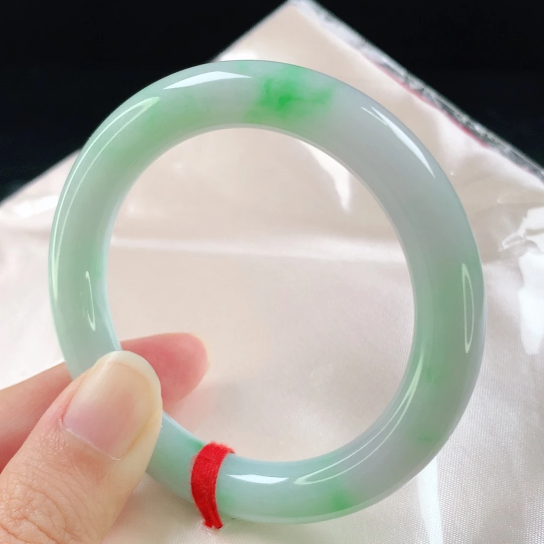 翡翠手镯未镶嵌52+圈5128