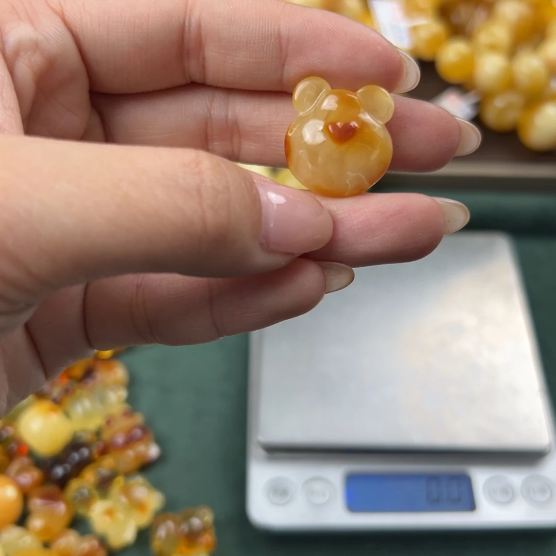 琥珀未镶嵌珠宝奇石