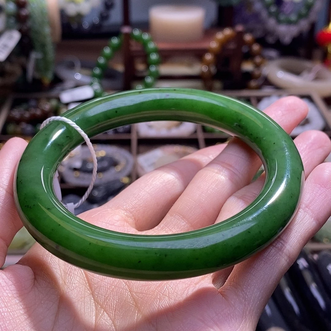 颈饰未镶嵌和田玉俄七碧玉圆条手镯59.6圈口