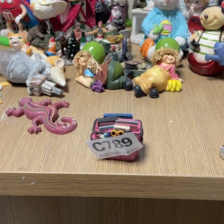 ****熊摆件孤品老货微瑕瓷