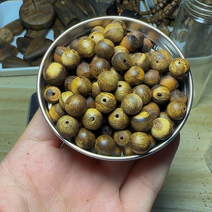 谊***木白奇花珠子料20克