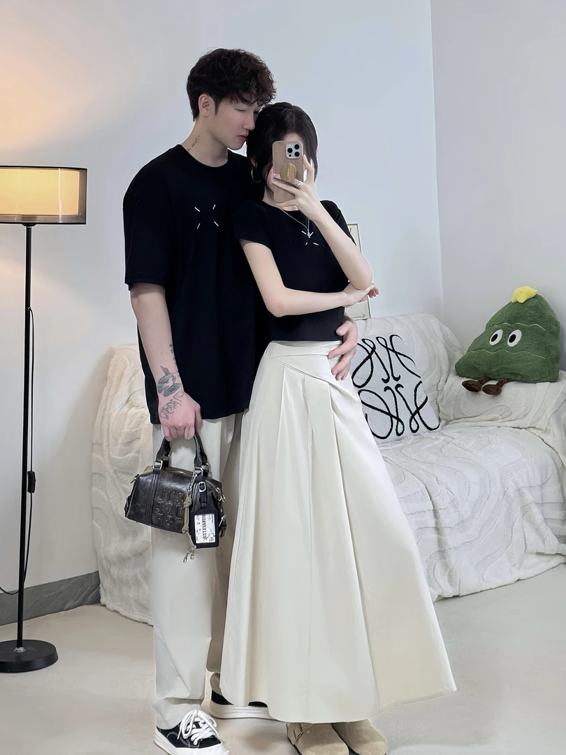 情侣装夏季小众设计感韩版短袖T恤高腰显瘦伞裙法式一裙一衣