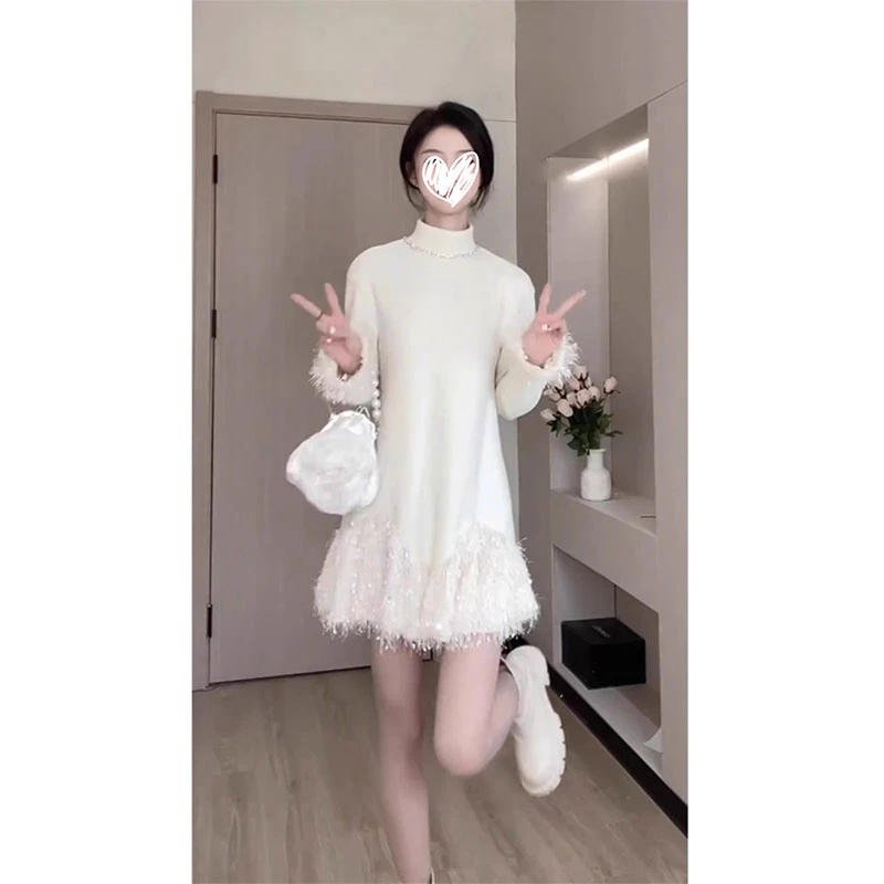 小香风轻奢高级感白色连衣裙女春季新款富家千金流苏针织a字短裙