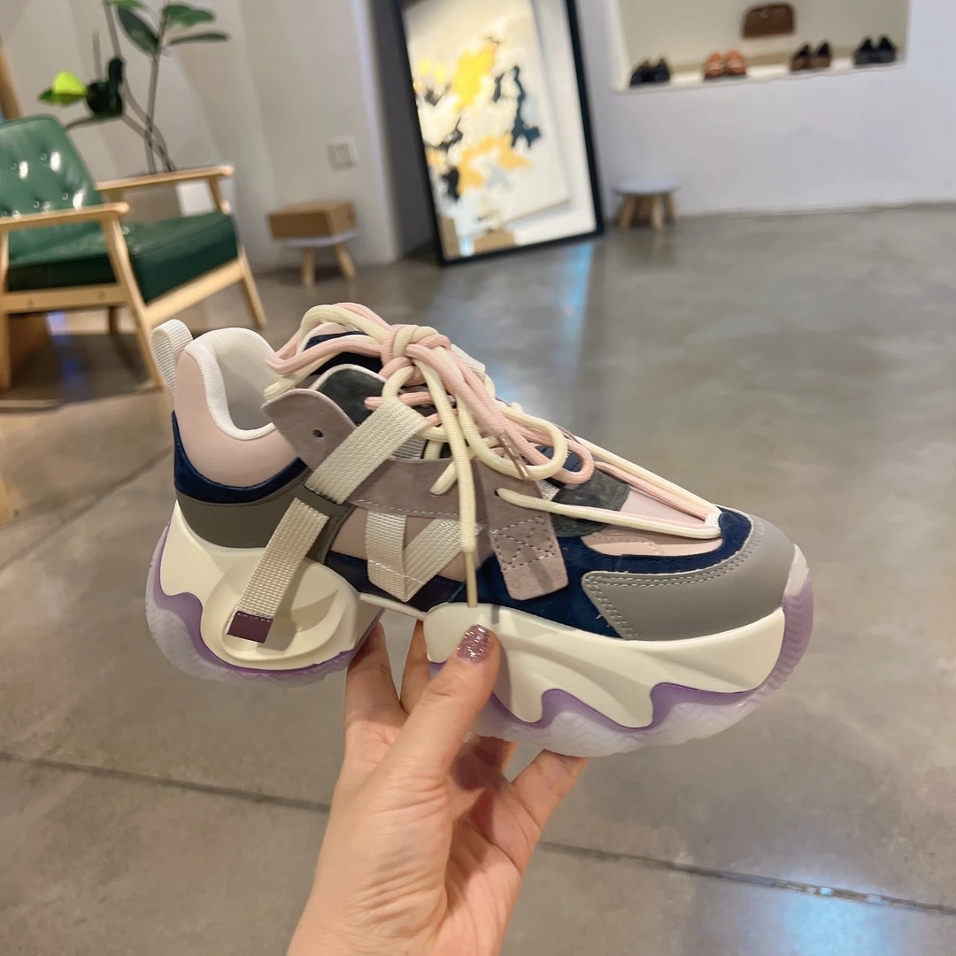 粉色厚底单鞋，舒服